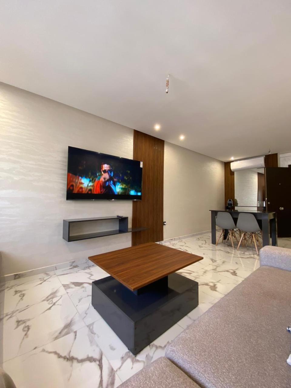 Palmeraie Piscine Et Parking Prive Appartement *