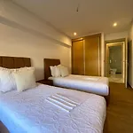 Palmeraie Appart Piscine Et Parking Prive